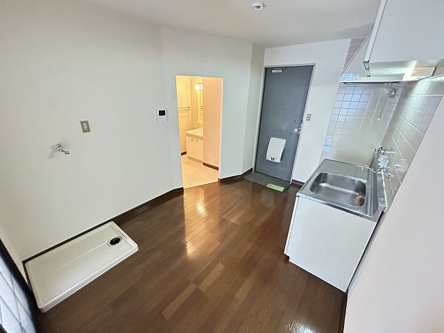 その他　日の当たる和室があります