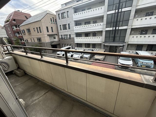 バルコニー　南向きのお部屋です