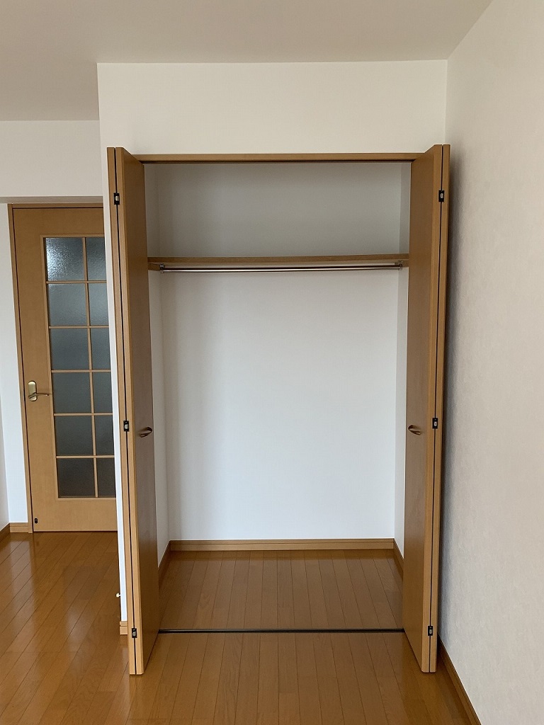 収納　クローゼット