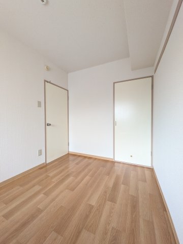 エントランス　きれいなエントランスです