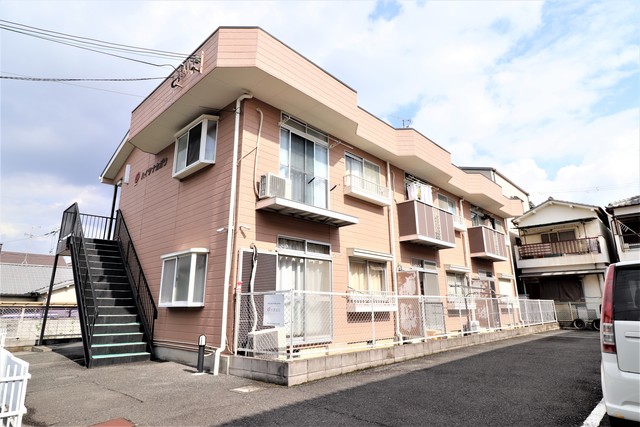 建物外観　ハイツナカガワ