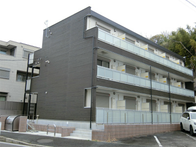建物外観　【女性のお一人暮らしでも安心のセキュリティ♪】
