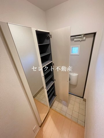 玄関　ゆったりとした玄関です