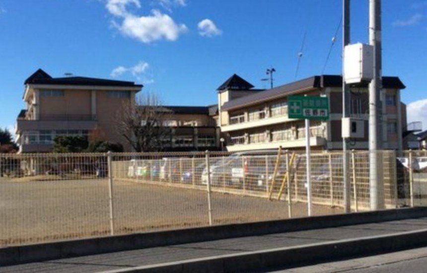 小学校　佐野市立田沼小学校（小学校）まで430m