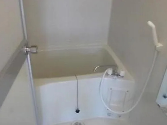 バス・シャワールーム　別部屋の画像を使用しております。