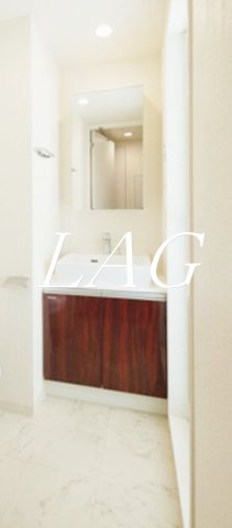 洗面設備　独立洗面台です。