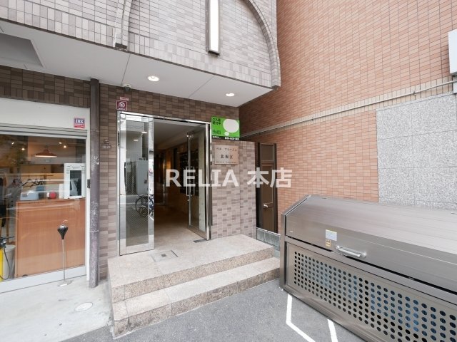 ロビー　★ ★ 口コミ２００件以上　評価４.９のお店 ★ ★