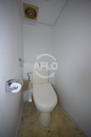 トイレ　ジオナ松屋町　温水洗浄便座