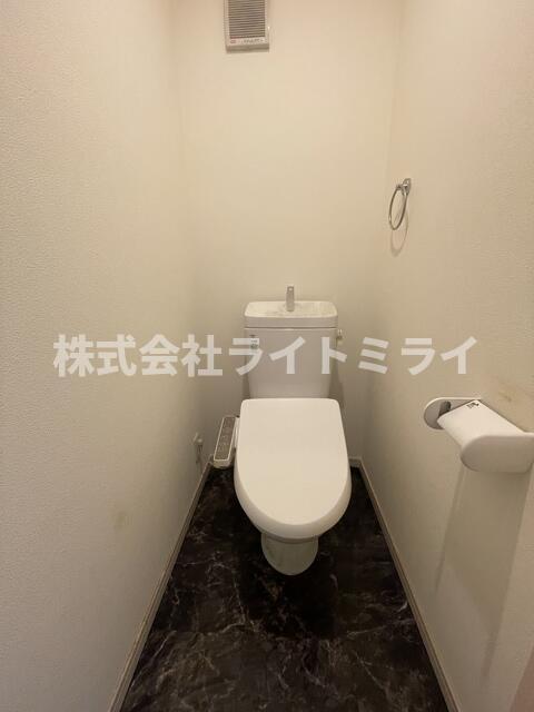 トイレ　?