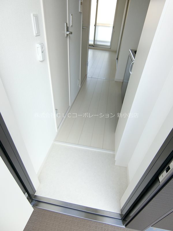 玄関　以下別号室参考写真