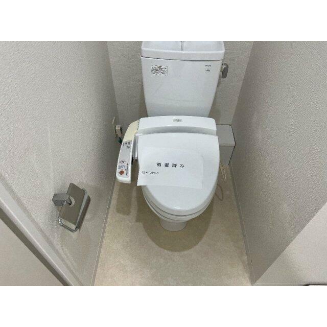 トイレ　※過去退去時のお写真です