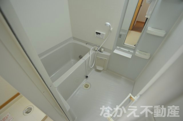 バス・シャワールーム　お風呂で日々の疲れを落としましょう