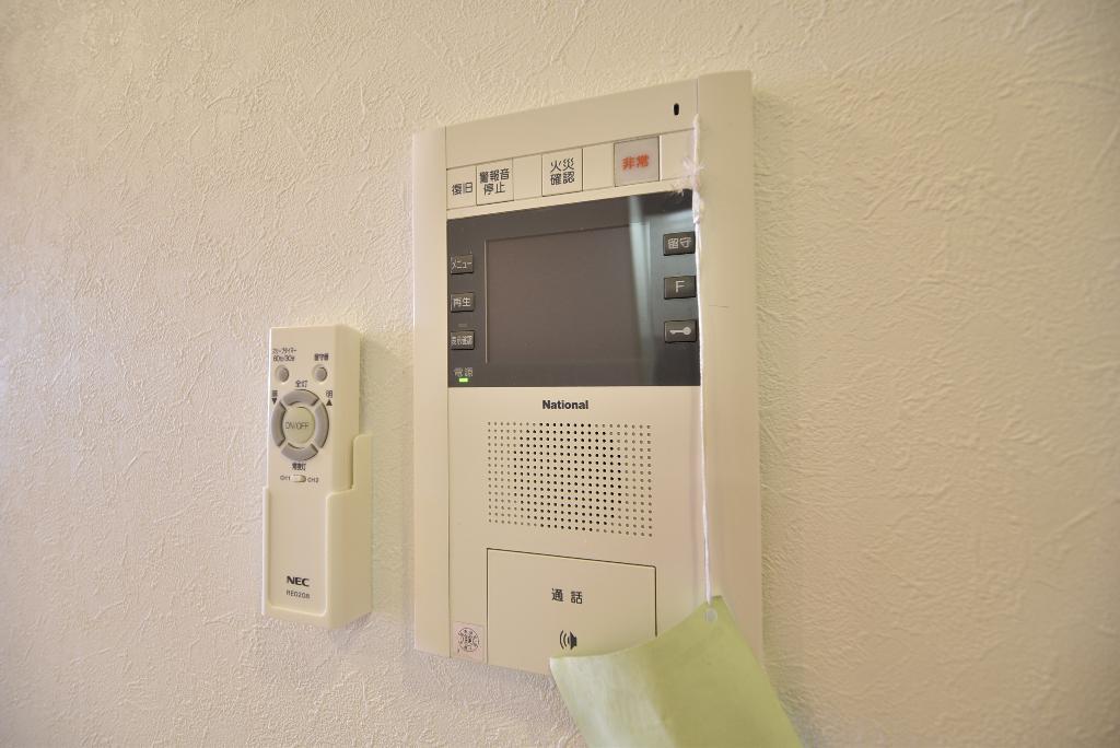 セキュリティ　カメラ付インターホン