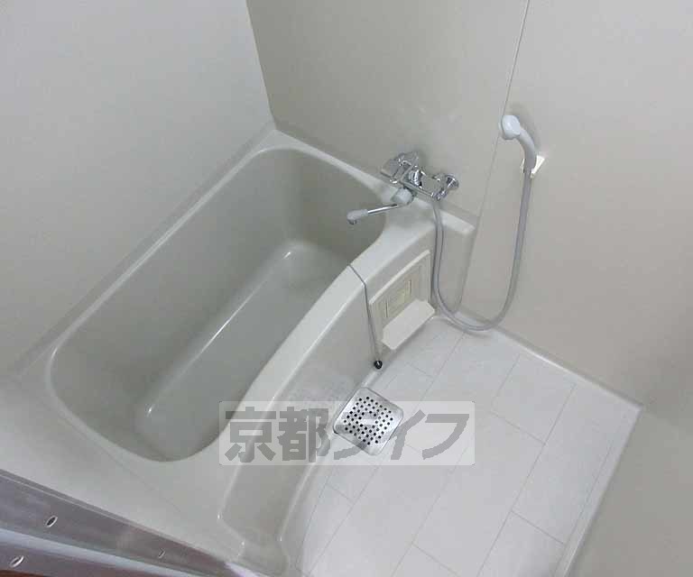 バス・シャワールーム　綺麗なお風呂です・