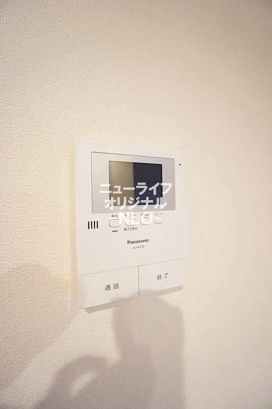 セキュリティ　事前に訪問者を目視できるTVモニターホン付☆