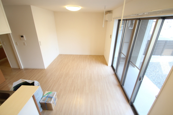 居室・リビング　※別部屋の写真です
