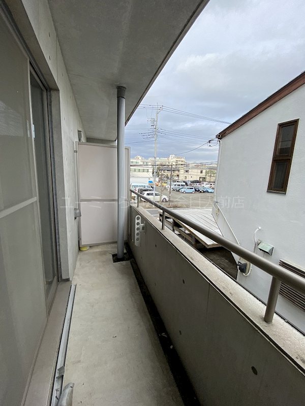 バルコニー　別部屋参考になります。