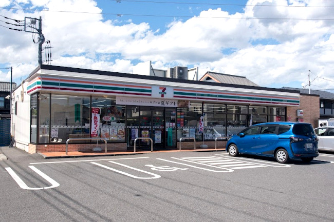 コンビニ　セブンイレブン 東大和向原6丁目店（コンビニ）まで372m