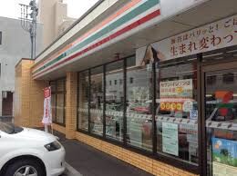 コンビニ　セブンイレブン札幌北24条店（コンビニ）まで136m