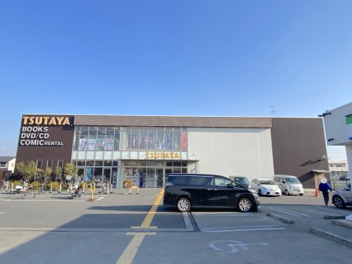 レンタルビデオ　TSUTAYA 貝塚26号線店（レンタルビデオ）まで410m