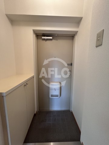 玄関　ノルデンハイム新大阪　玄関