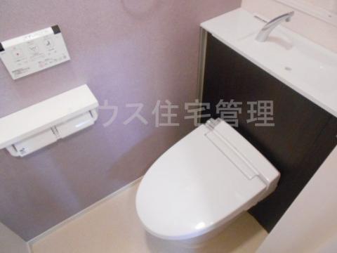 トイレ　シャワー付トイレ