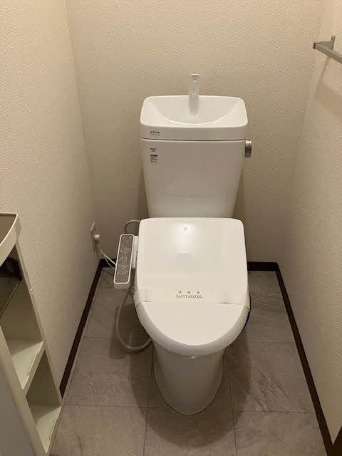トイレ　トイレ