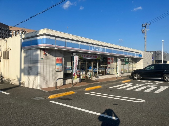 コンビニ　ローソン小倉下曽根二丁目店（コンビニ）まで556m