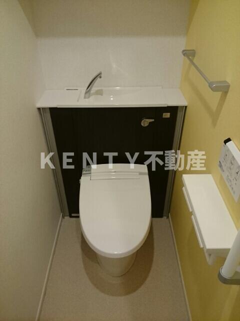 トイレ　落ち着いたトイレです