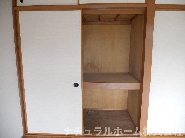 収納　南洋室収納