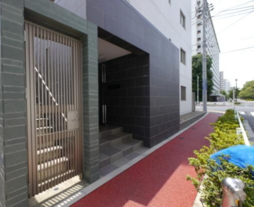 エントランス　☆共用部分☆