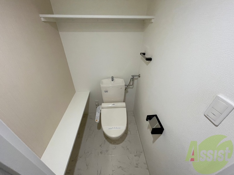 トイレ　こちらはトイレです。清潔感があり、安心して使用できます。