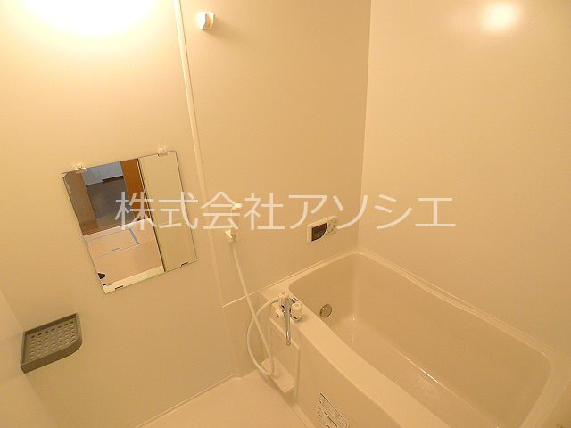 バス・シャワールーム　追い焚き機能付バス