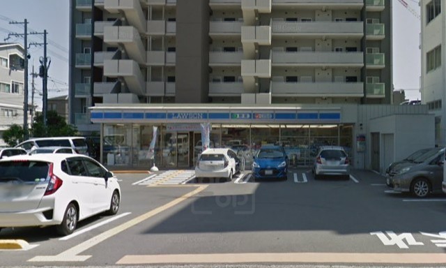 コンビニ　ローソン　南金田二丁目店（コンビニ）まで461m