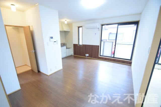 居室・リビング　おしゃれな居間です