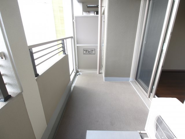 バルコニー　詳細は、RISUMO江坂本店→06-6155-7137まで♪