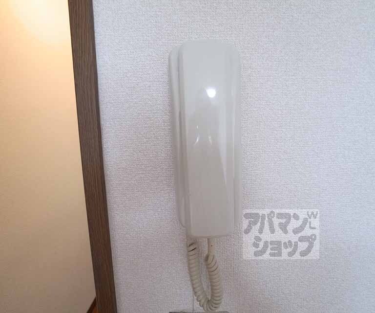 その他設備　インターホン付です・