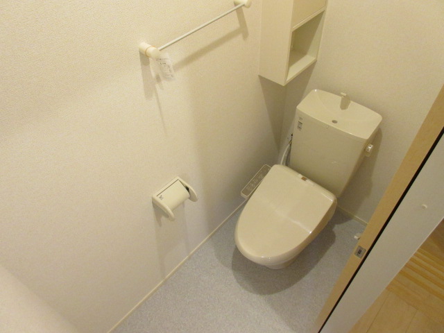 トイレ　ウォシュレット付き
