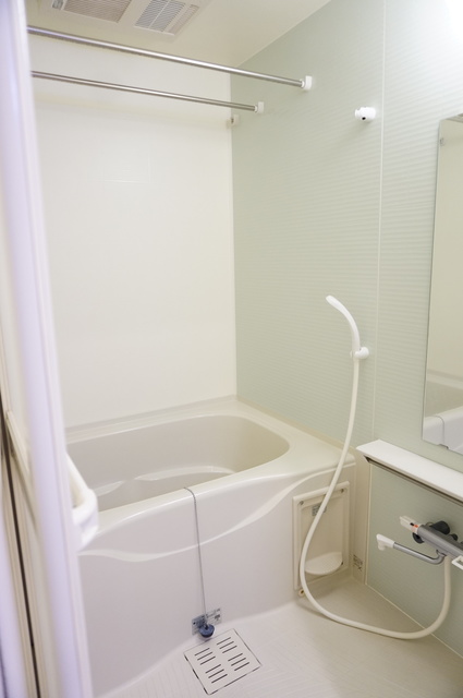 バス・シャワールーム　別部屋参照／４０２号室を利用中※現況優先