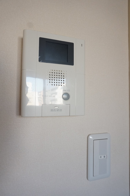 セキュリティ　別部屋参照／４０２号室を利用中※現況優先
