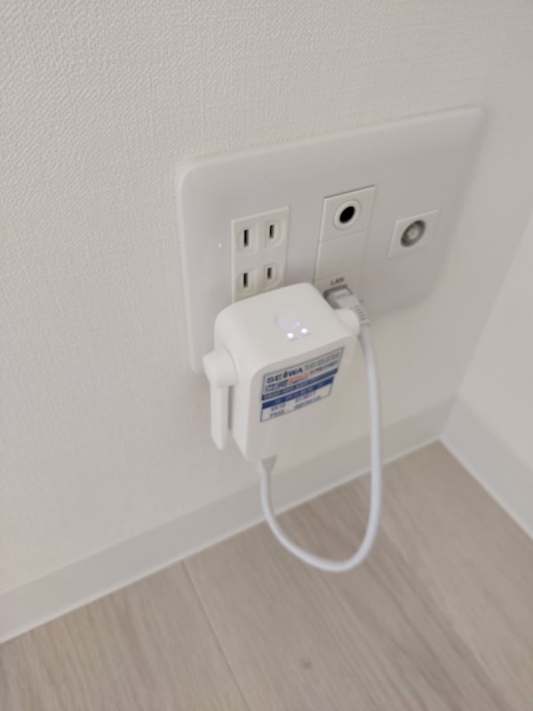 その他設備　無料Wi-Fiコンセント型ルーター