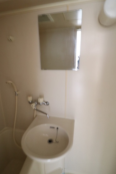 洗面設備　※別部屋の写真です