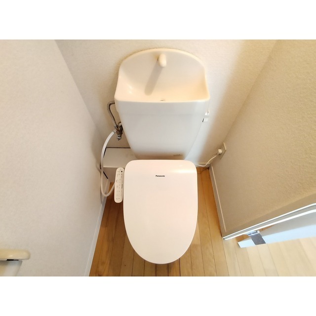 トイレ　※同型別建物参考画像