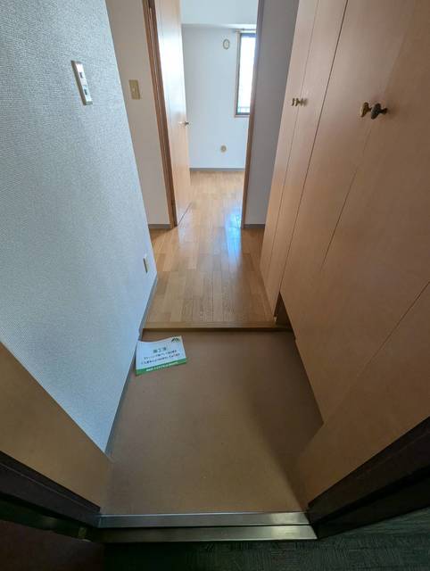 玄関　収納もある玄関です