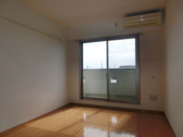 その他部屋・スペース　日当りの良いマンションです。