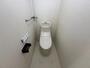 トイレ　こちらはトイレです。清潔感があり、安心して使用できます。