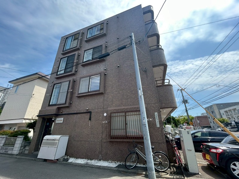 建物外観　札幌市東区北２４条東「ファインド元町」