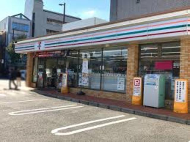 コンビニ　セブンイレブン京都下鴨高木町店（コンビニ）まで875m
