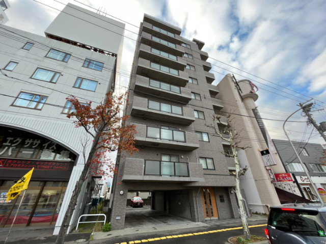 建物外観　札幌市北区北３２条西「アクティ麻生南」