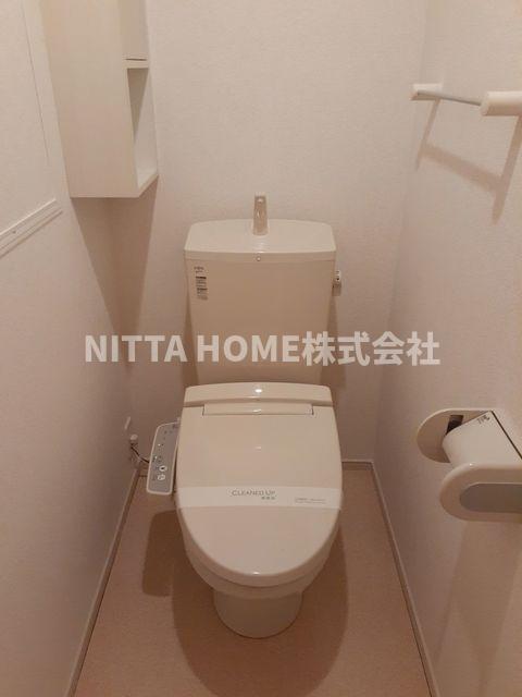 トイレ　温水洗浄付きのトイレになります◇
